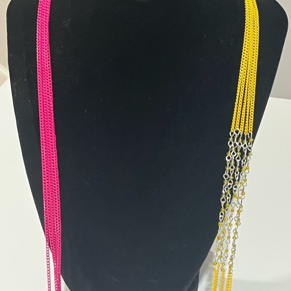 Long pink and yellow silver tone necklace - Picture 7 of 11